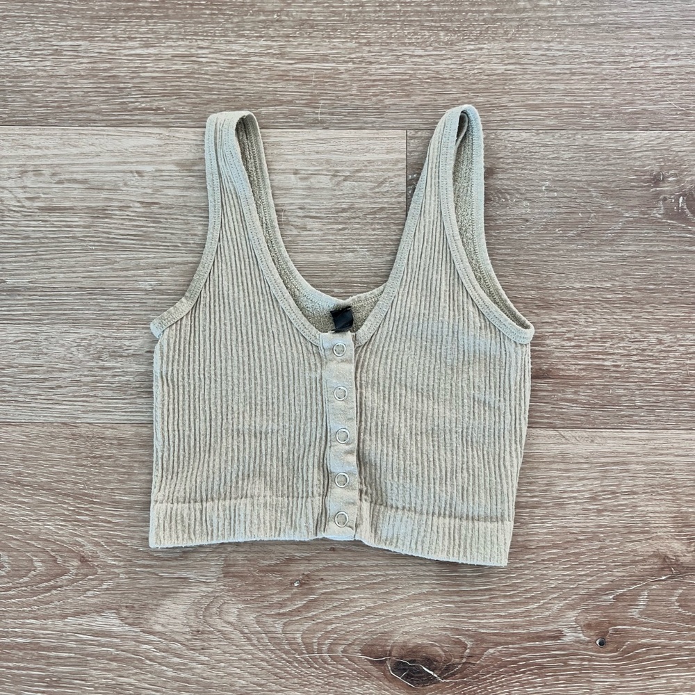Urban Outfitters crop tank